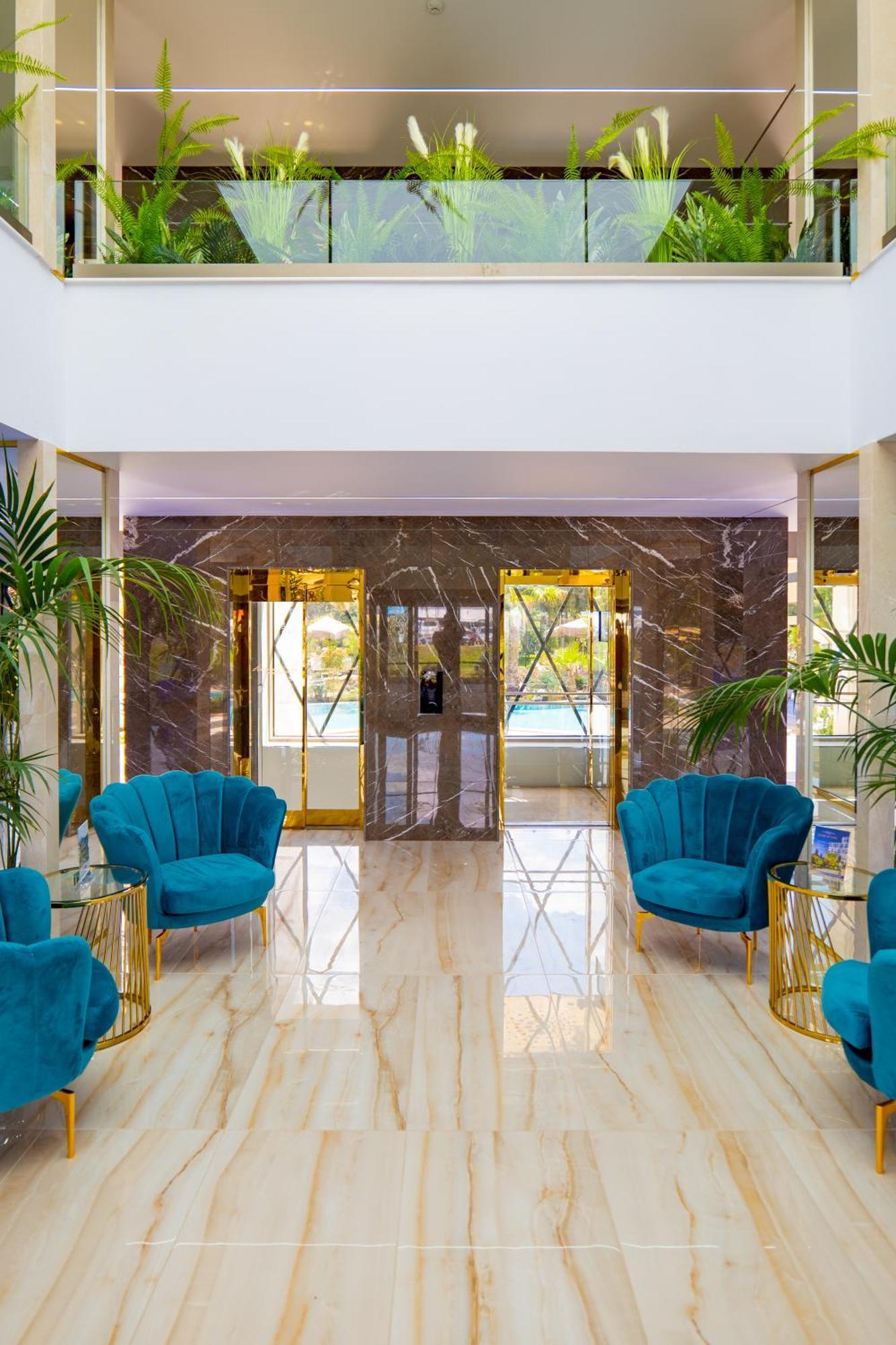 Hotel de apartamente Harmony Grand